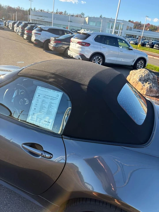 2025 Mazda ND MX-5 Miata - Image 9 of 10