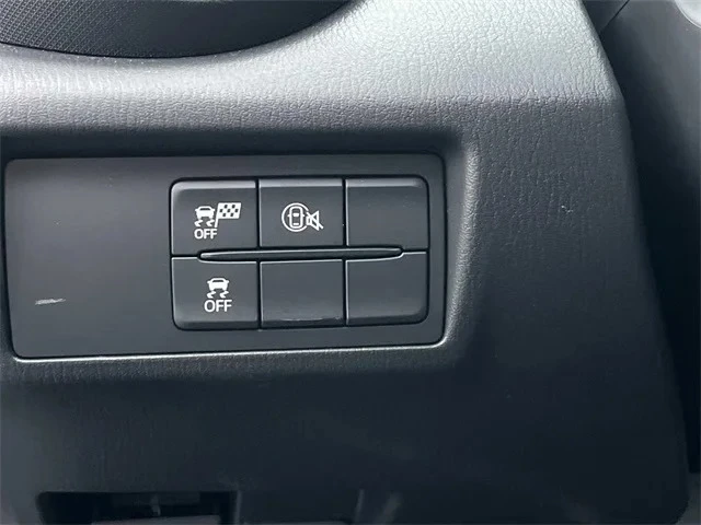 2025 Mazda ND MX-5 Miata - Image 7 of 11