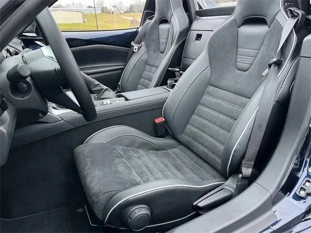 2025 Mazda ND MX-5 Miata - Image 6 of 11