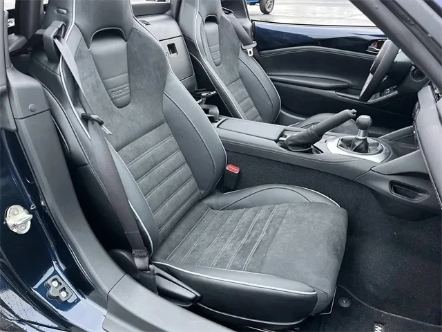 2025 Mazda ND MX-5 Miata - Image 5 of 11