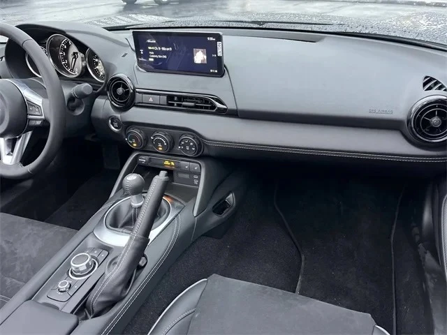 2025 Mazda ND MX-5 Miata - Image 4 of 11