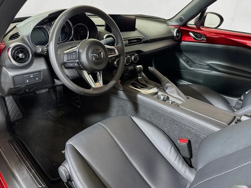 2025 Mazda ND MX-5 Miata - Image 7 of 18