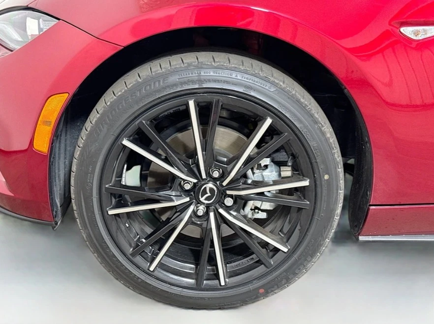 2025 Mazda ND MX-5 Miata - Image 17 of 18