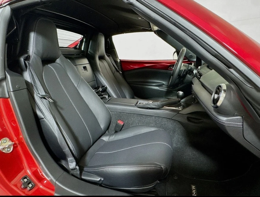 2025 Mazda ND MX-5 Miata - Image 15 of 18