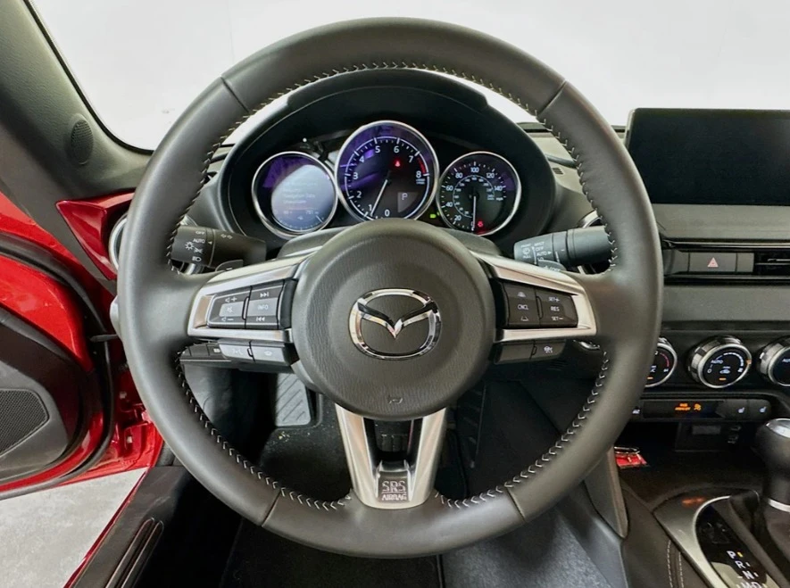 2025 Mazda ND MX-5 Miata - Image 9 of 18