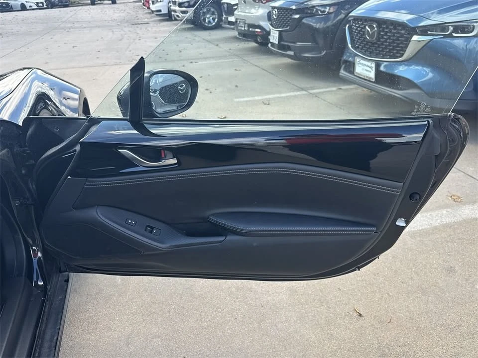 2025 Mazda ND MX-5 Miata - Image 13 of 20
