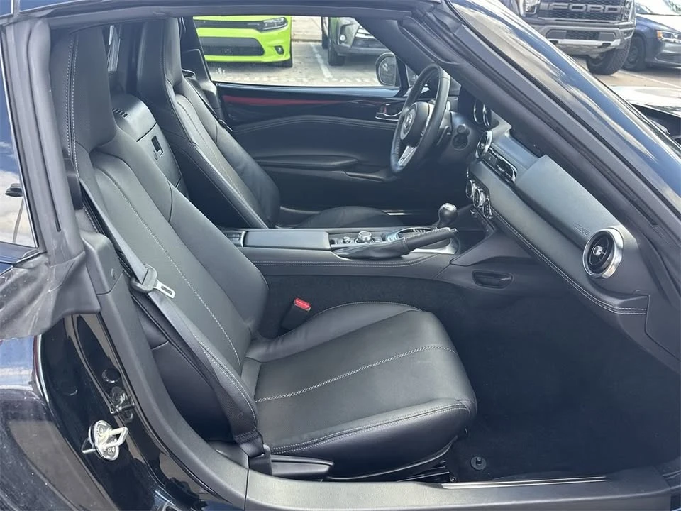 2025 Mazda ND MX-5 Miata - Image 14 of 20