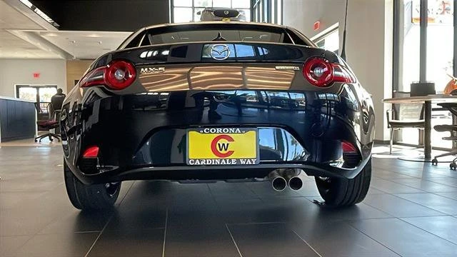2025 Mazda ND MX-5 Miata - Image 10 of 20