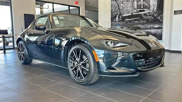 2025 Mazda MX-5 Miata RF Grand Touring
