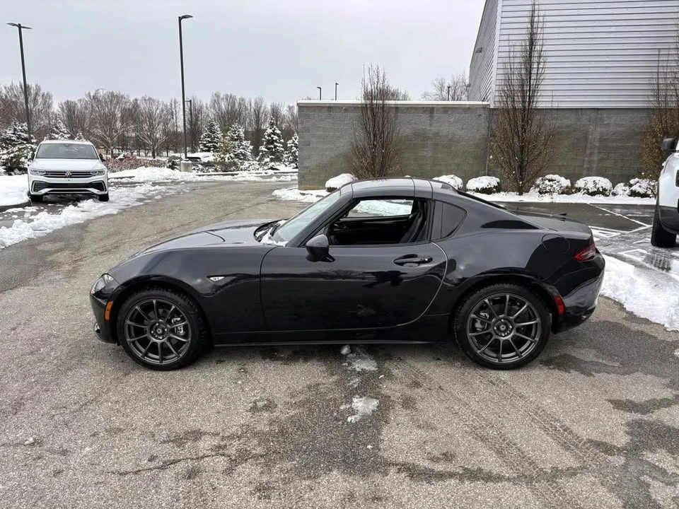 2025 Mazda ND MX-5 Miata - Image 4 of 13