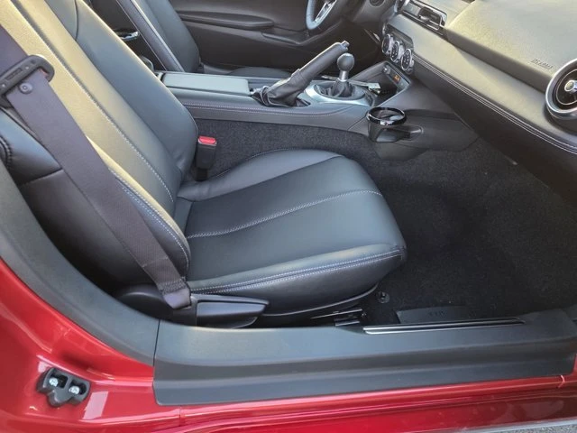2025 Mazda ND MX-5 Miata - Image 14 of 19