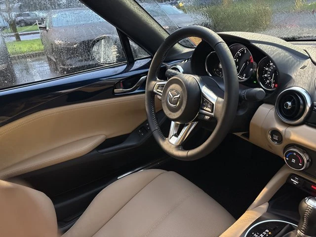 2025 Mazda ND MX-5 Miata - Image 14 of 20