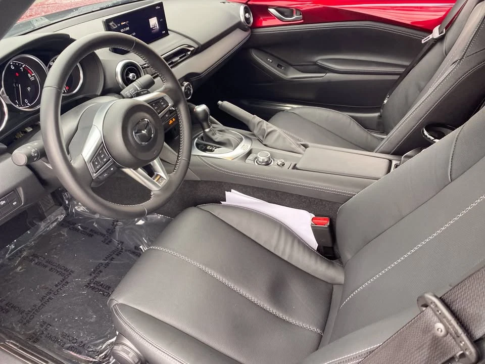 2025 Mazda ND MX-5 Miata - Image 13 of 20