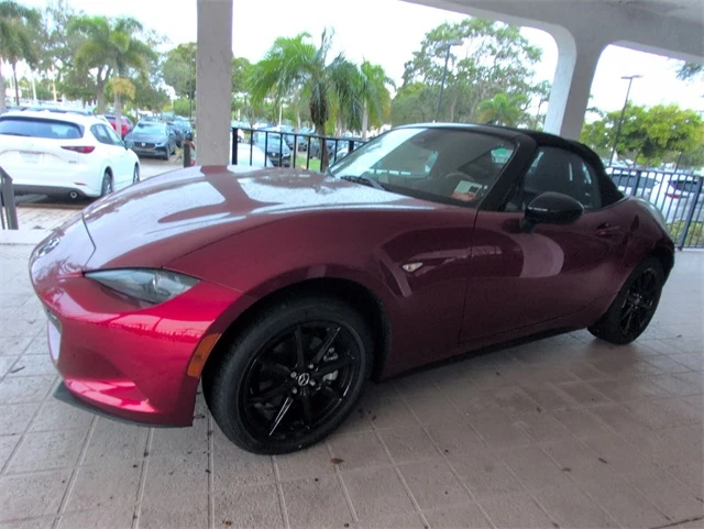 2025 Mazda ND MX-5 Miata - Image 3 of 9