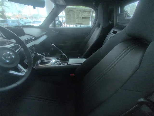 2025 Mazda ND MX-5 Miata - Image 5 of 9