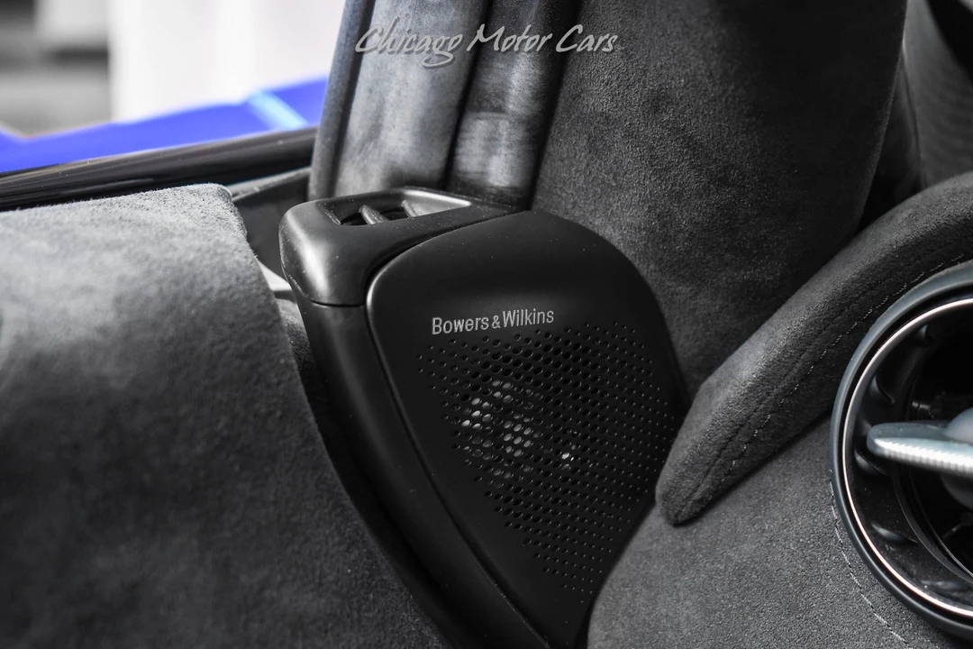 2025 McLaren 750S Spider - Image 26 of 31