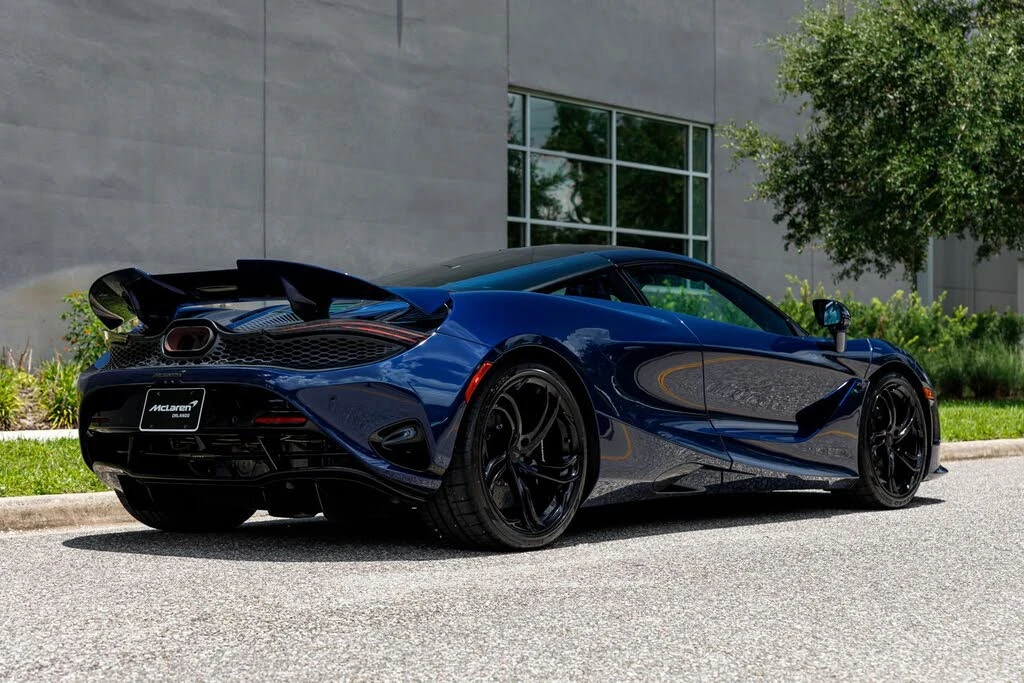 2025 McLaren 750S Coupe - Image 12 of 31