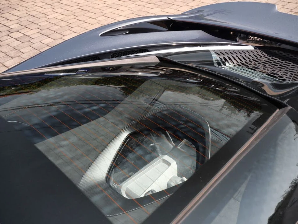 2025 McLaren 750S Coupe - Image 13 of 28