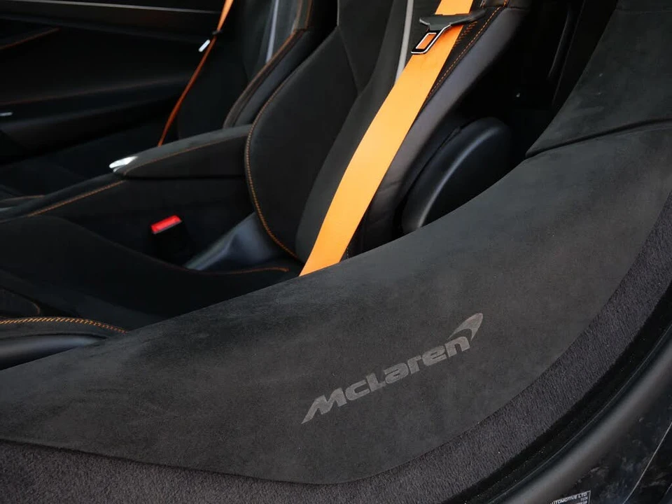 2025 McLaren 750S Coupe - Image 24 of 28