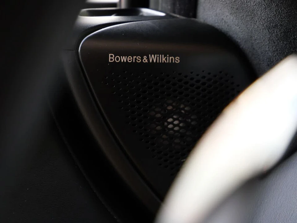 2025 McLaren 750S Coupe - Image 28 of 31
