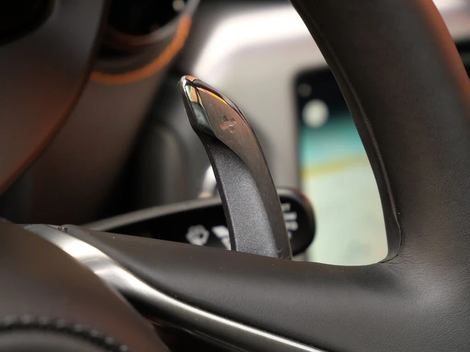 2025 McLaren 750S Coupe - Image 12 of 31