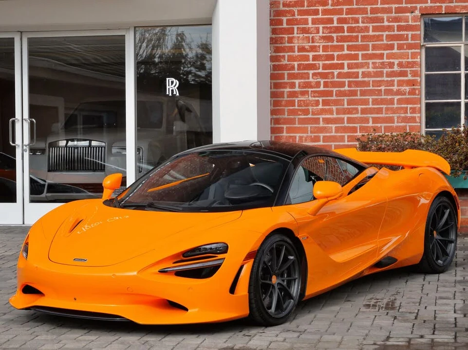 2025 McLaren 750S Coupe - Image 18 of 31
