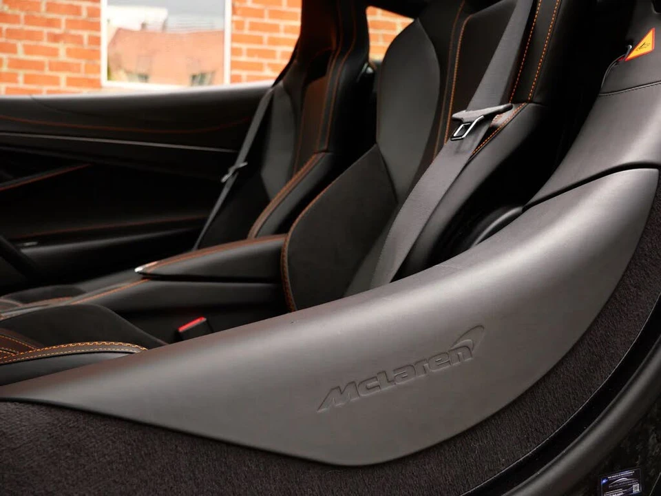 2025 McLaren 750S Coupe - Image 21 of 31