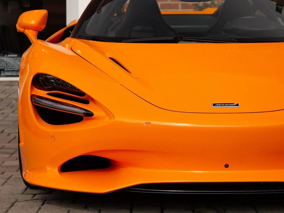 2025 McLaren 750S Coupe - Image 6 of 31