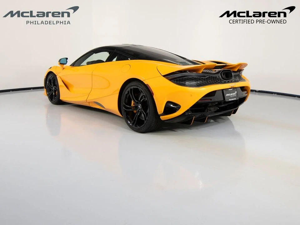 2025 McLaren 750S Coupe - Image 7 of 31