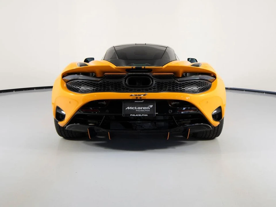 2025 McLaren 750S Coupe - Image 6 of 31