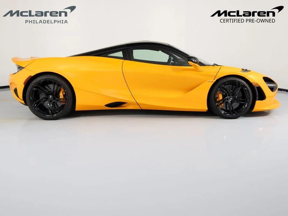 2025 McLaren 750S Coupe - Image 4 of 31