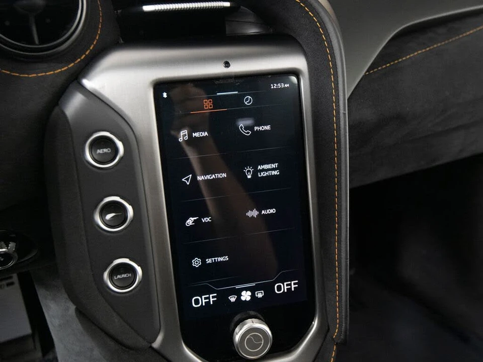 2025 McLaren 750S Coupe - Image 20 of 31