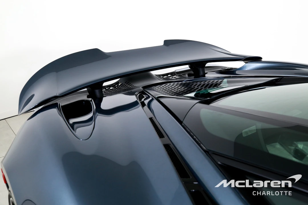 2025 McLaren 750S Coupe - Image 27 of 30