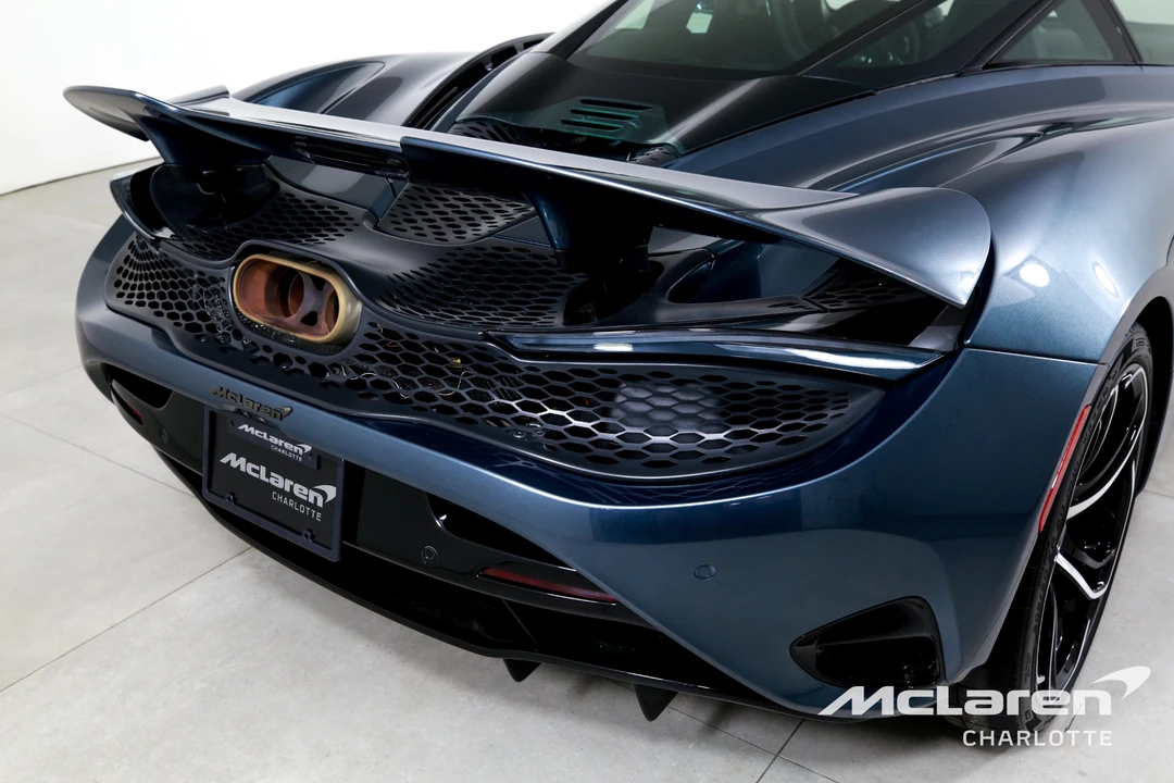 2025 McLaren 750S Coupe - Image 30 of 30