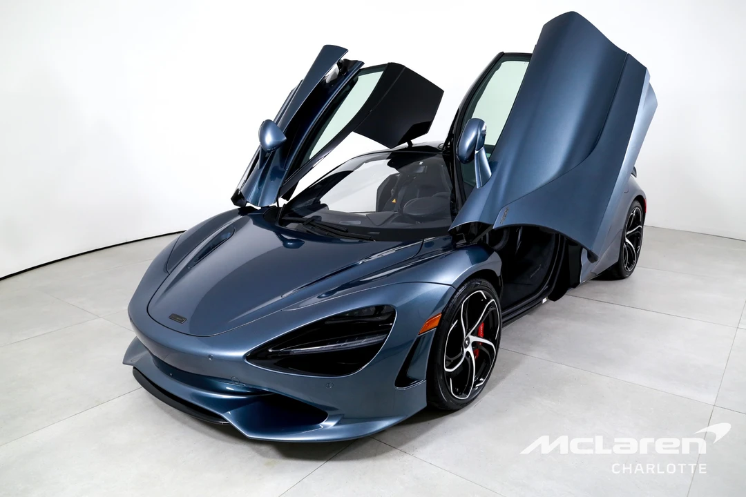 2025 McLaren 750S Coupe - Image 5 of 30