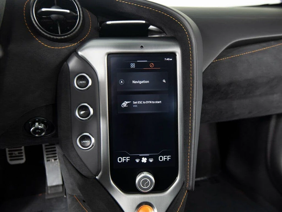 2025 McLaren 750S Coupe - Image 18 of 31