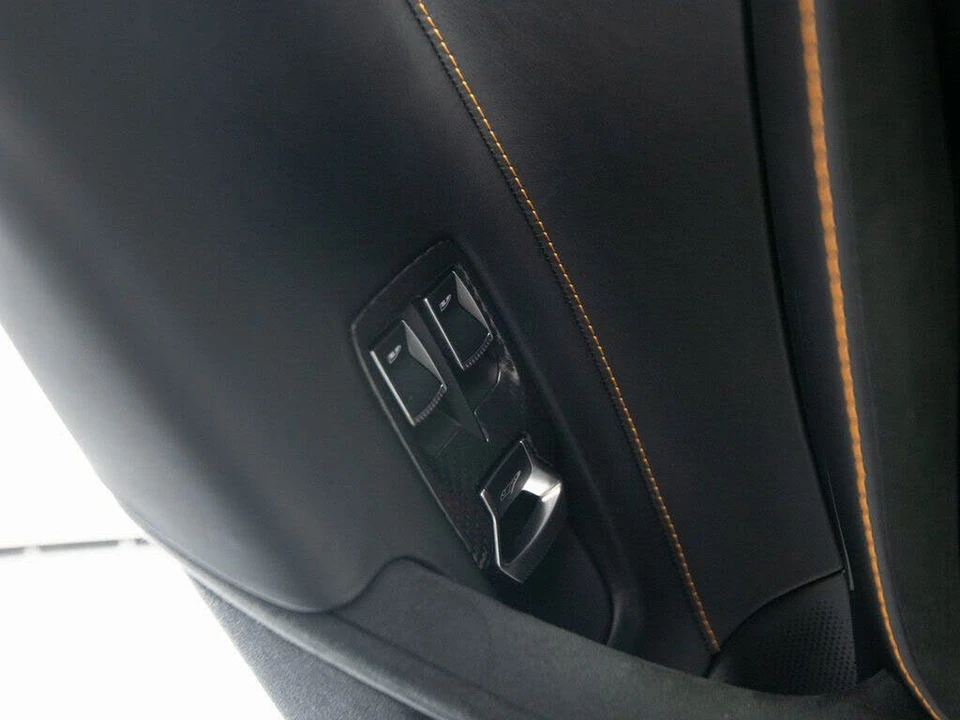 2025 McLaren 750S Coupe - Image 14 of 31