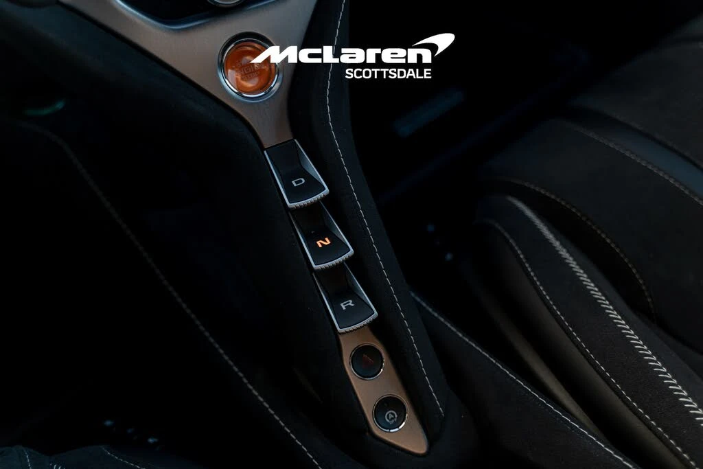 2025 McLaren 750S Coupe - Image 27 of 29