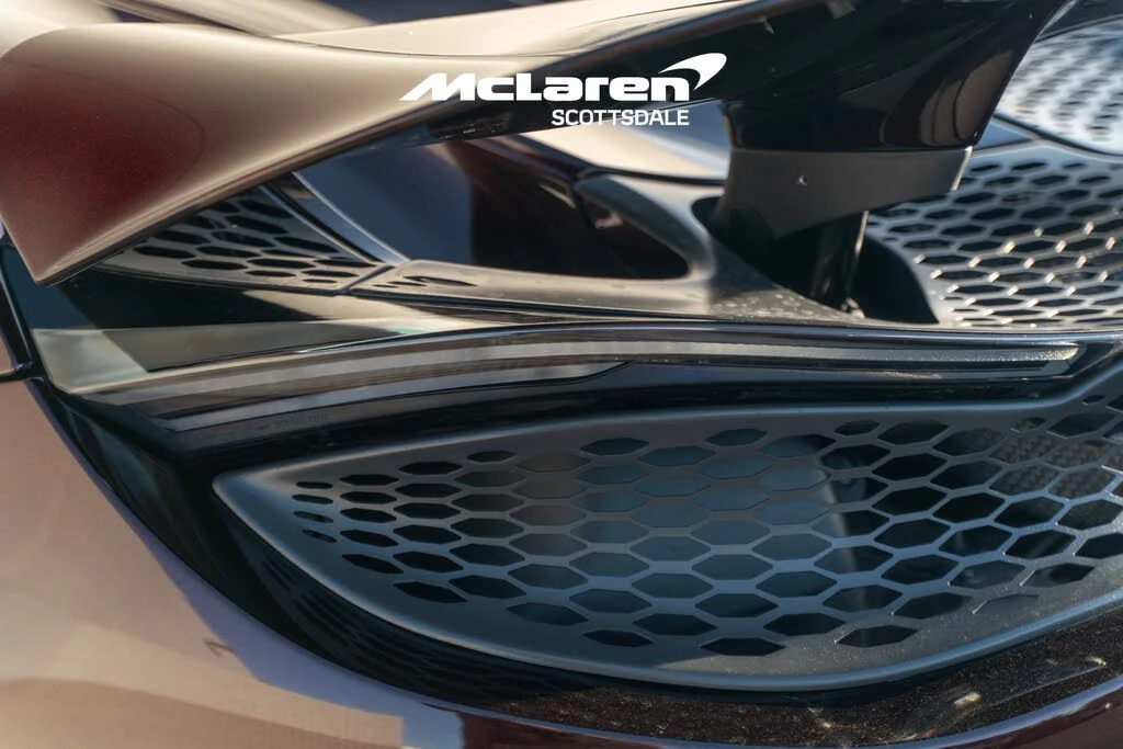 2025 McLaren 750S Coupe - Image 15 of 29