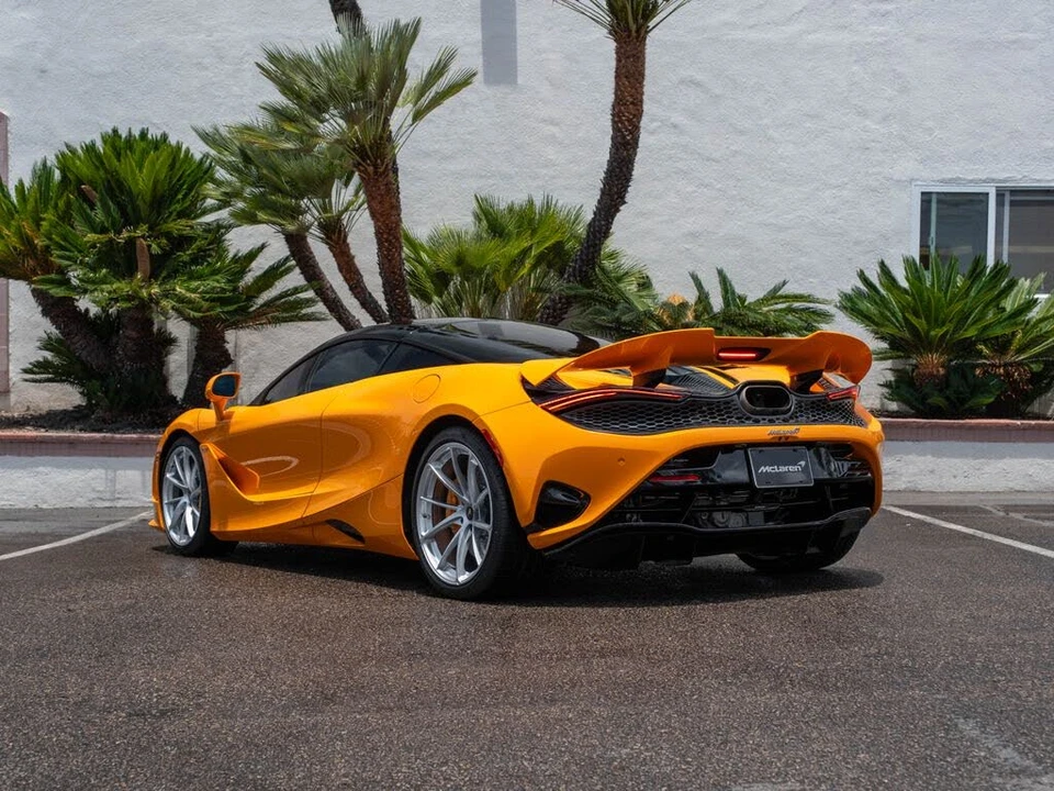 2025 McLaren 750S Coupe - Image 26 of 26