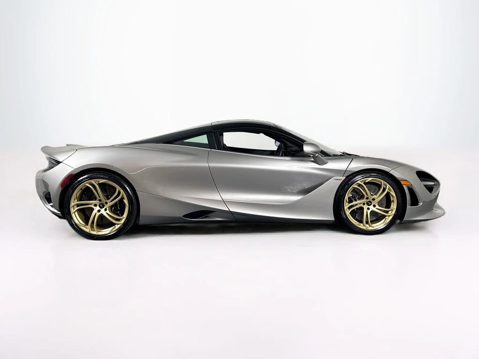 2025 McLaren 750S Coupe - Image 6 of 26