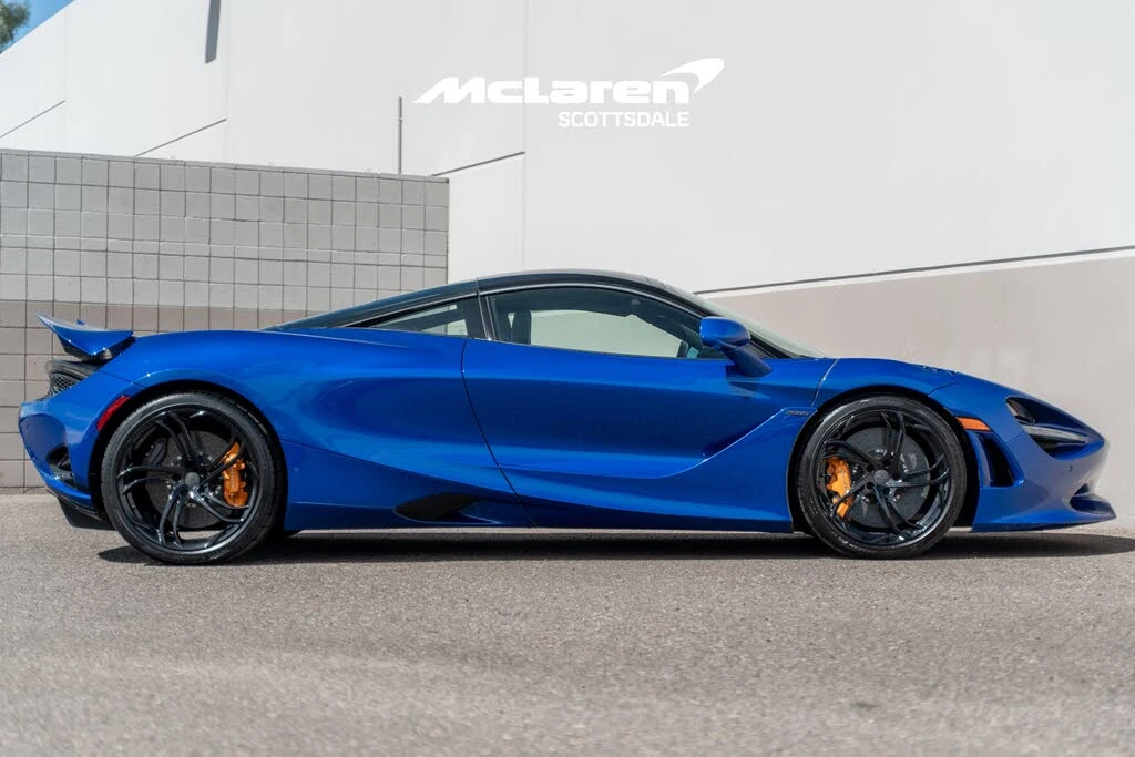 2025 McLaren 750S Coupe - Image 8 of 30