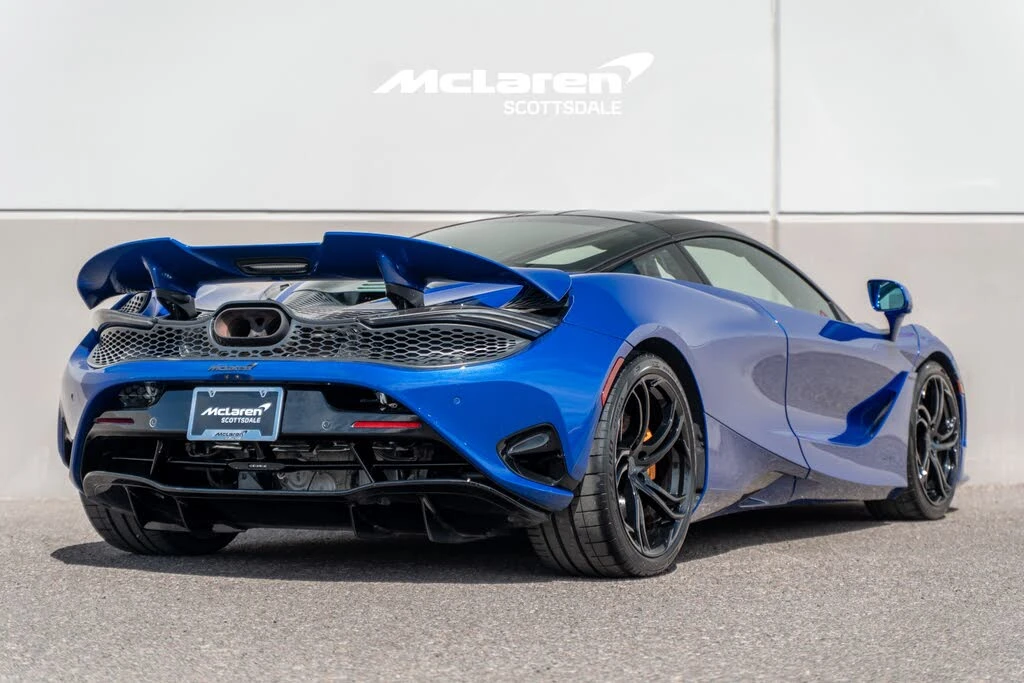 2025 McLaren 750S Coupe - Image 7 of 30