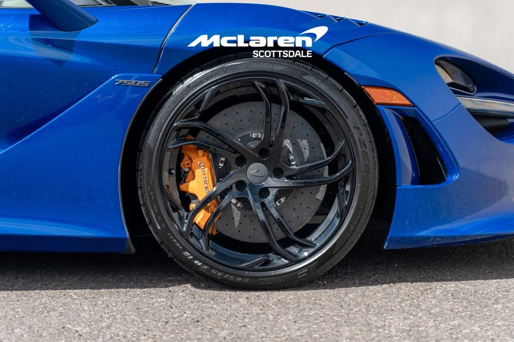 2025 McLaren 750S Coupe - Image 22 of 30