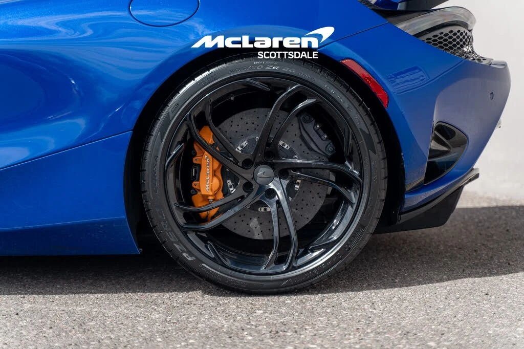 2025 McLaren 750S Coupe - Image 20 of 30