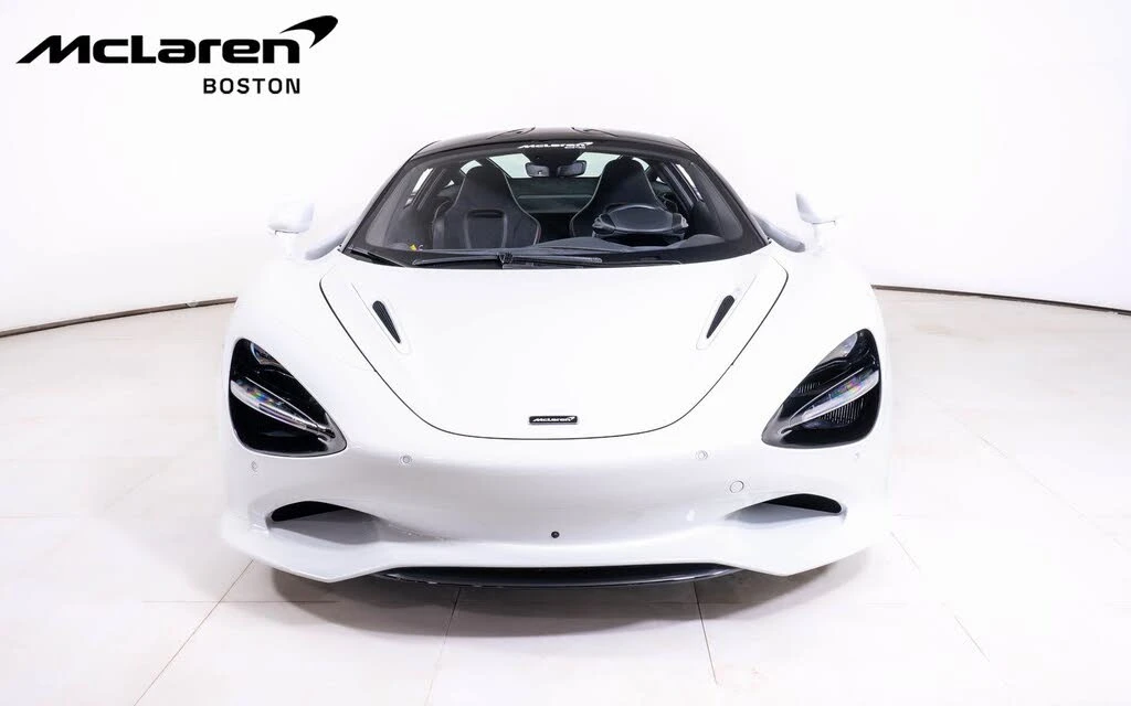2025 McLaren 750S Coupe - Image 8 of 21