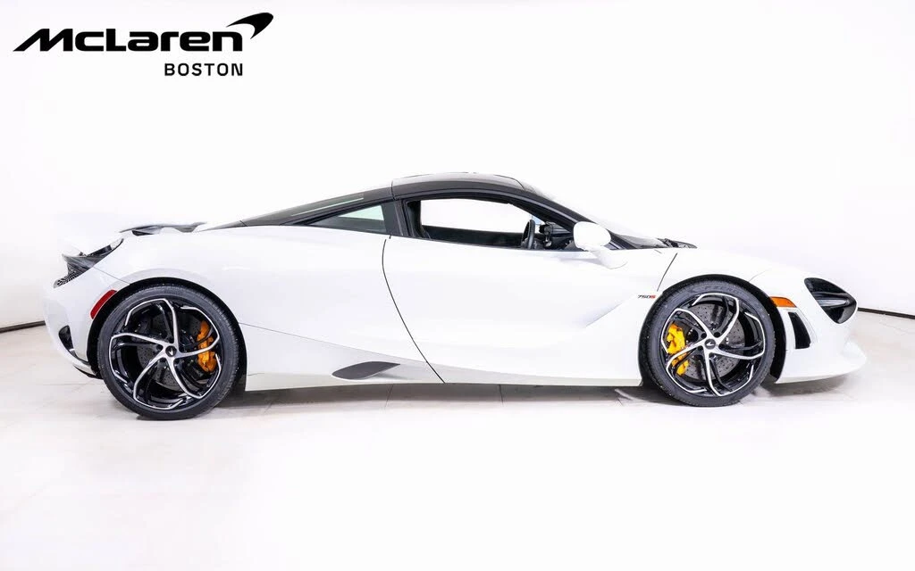 2025 McLaren 750S Coupe - Image 6 of 21