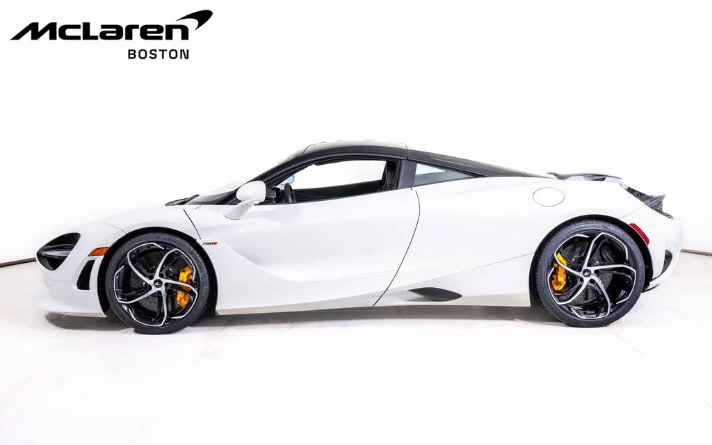 2025 McLaren 750S Coupe - Image 2 of 21