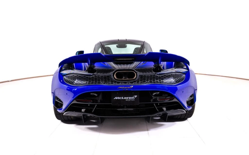 2025 McLaren 750S Coupe - Image 4 of 24