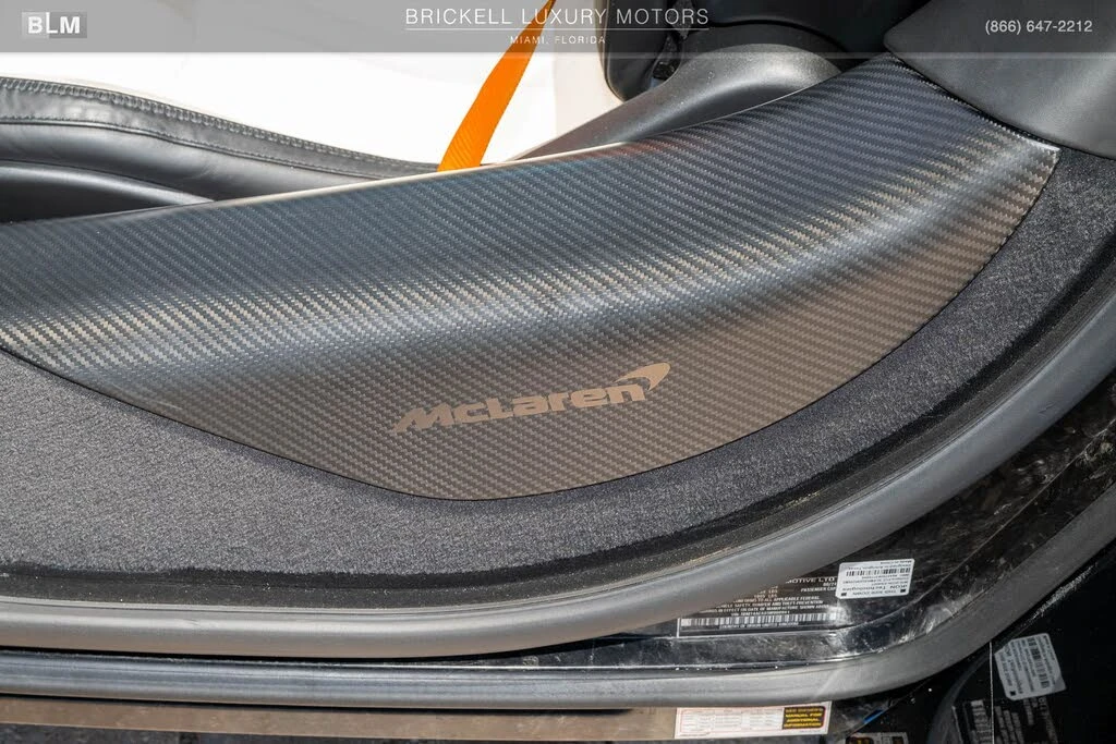 2025 McLaren 750S Coupe - Image 27 of 31